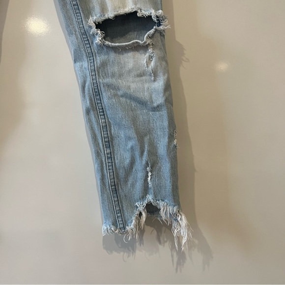 Abercrombie & Fitch High Rise Mom Jean Destroyed Ripped Frayed Hem - Picture 7 of 13